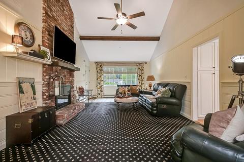 4 Pine Ridge Rd, Stow, MA 01775 photo 7