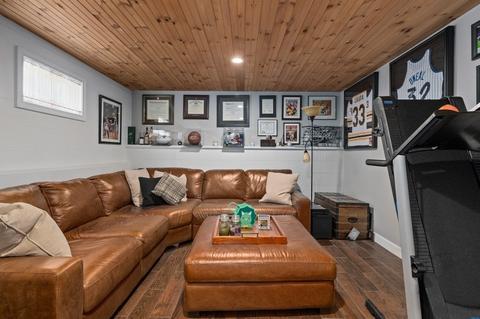 12 Windsor Rd, Stoneham, MA 02180 photo 26