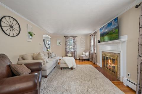 12 Windsor Rd, Stoneham, MA 02180 photo 8