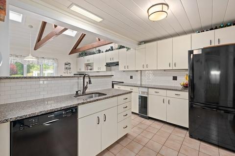 12 Windsor Rd, Stoneham, MA 02180 photo 11