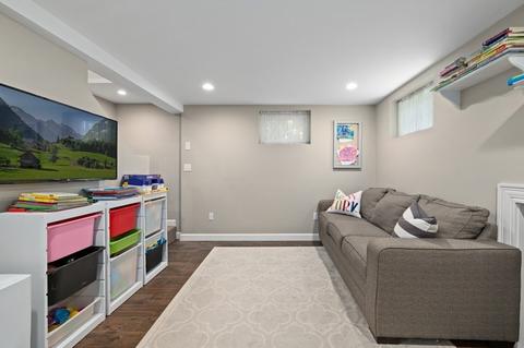 12 Windsor Rd, Stoneham, MA 02180 photo 21