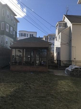 12 E Shelby St, Worcester, MA 01605 photo 2