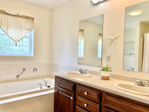 4 Blackthorn Dr, Worcester, MA 01609 photo 22