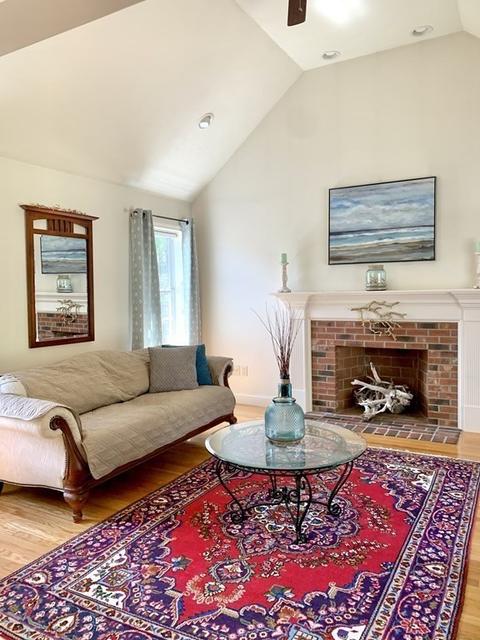 4 Blackthorn Dr, Worcester, MA 01609 photo 11