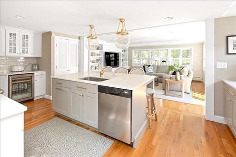 3 Sycamore Ln, Hingham, MA 02043 photo 8