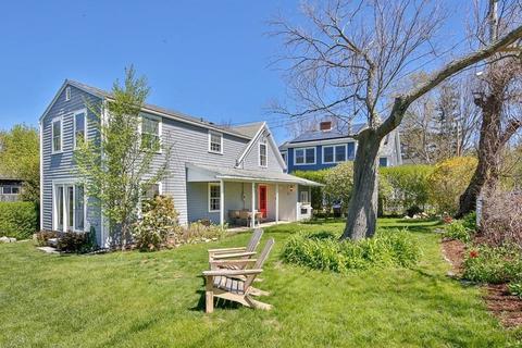 13 Vulcan St, Gloucester, MA 01930 photo 4