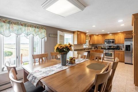 19 Venice Ave, Saugus, MA 01906 photo 10