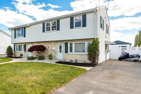 19 Venice Ave, Saugus, MA 01906 photo 5