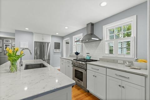4 Park View Dr, Hingham, MA 02043 photo 3