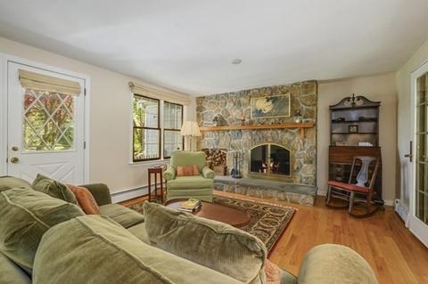 81 Ralyn Rd, Barnstable, MA 02635 photo 4