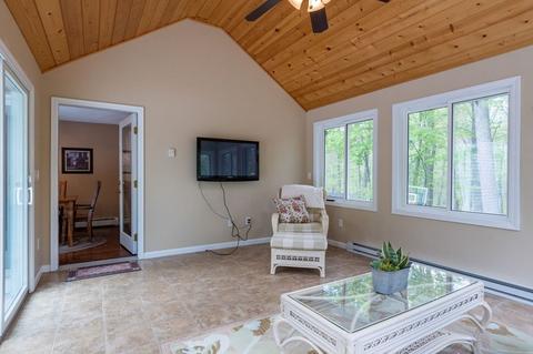 39 Redcoat Dr, Hampstead, NH 03841 photo 19