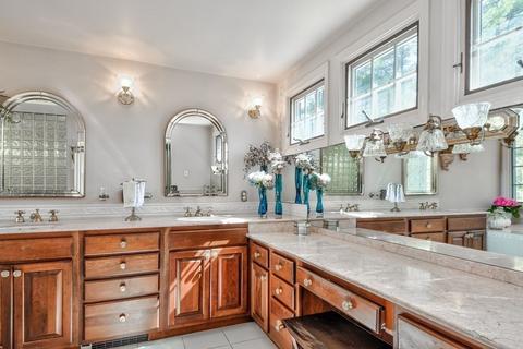 45 Everett St, Sherborn, MA 01770 photo 28