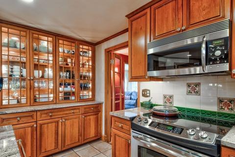 45 Everett St, Sherborn, MA 01770 photo 16