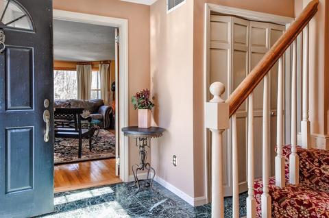 45 Everett St, Sherborn, MA 01770 photo 3
