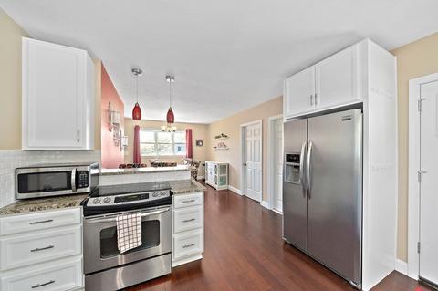 5 Dickerman Ln, Braintree, MA 02184 photo 7