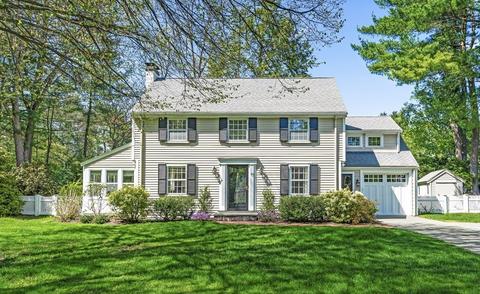 17 Berkeley Rd, Wellesley, MA 02482 photo 1