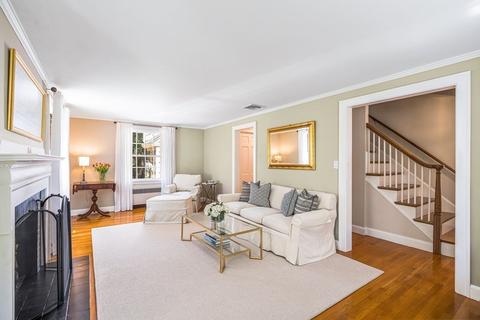 17 Berkeley Rd, Wellesley, MA 02482 photo 3