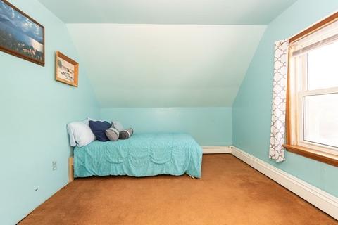 9 Maple St, Gloucester, MA 01930 photo 12