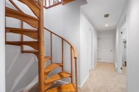 4 Cushing St, Hingham, MA 02043 photo 22