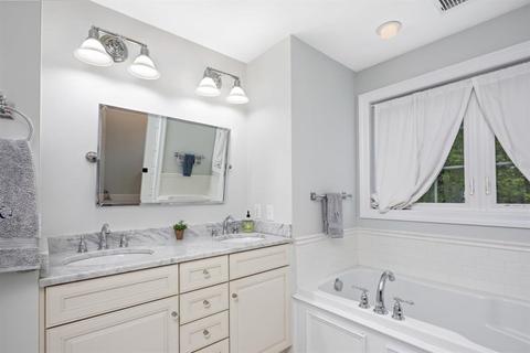 17 Croyden Rd, Hingham, MA 02043 photo 26