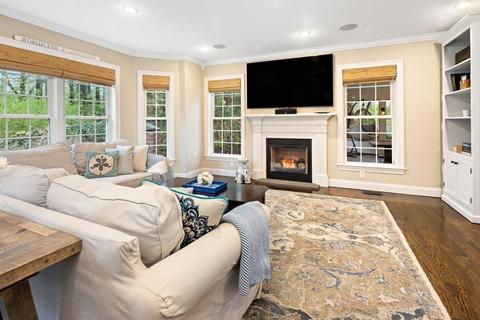 17 Croyden Rd, Hingham, MA 02043 photo 7
