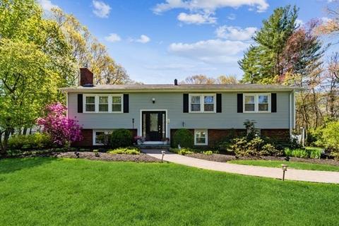 7 Spring St, Danvers, MA 01923 photo 2