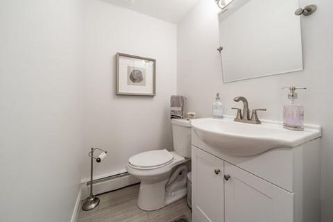 7 Spring St, Danvers, MA 01923 photo 22