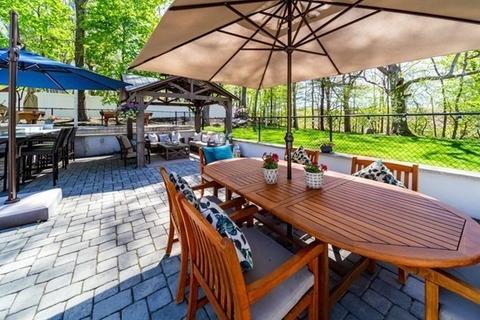 7 Spring St, Danvers, MA 01923 photo 34