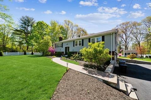 7 Spring St, Danvers, MA 01923 photo 1