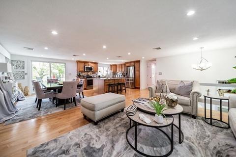 7 Spring St, Danvers, MA 01923 photo 8