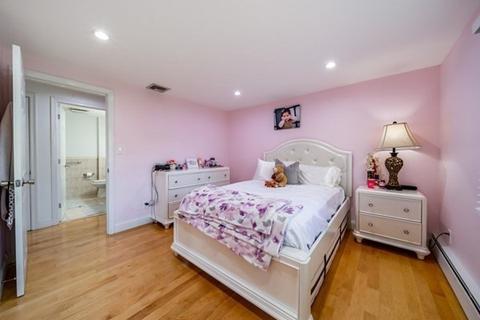 7 Spring St, Danvers, MA 01923 photo 19