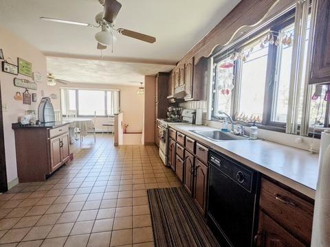 38 Bayview St, Wareham, MA 02571 photo 12
