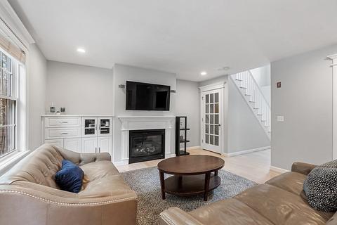 282 Brookside Dr, Gardner, MA 01440 photo 13