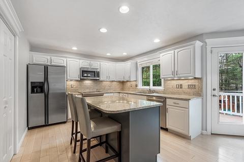 282 Brookside Dr, Gardner, MA 01440 photo 17