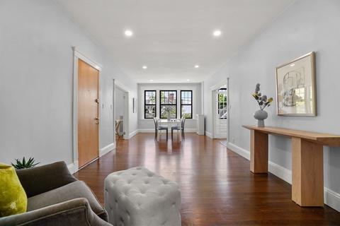 50 Summit Ave #3, Brookline, MA 02445 photo 3