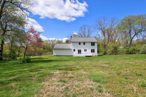 2 Chestnut Hill Dr, Webster, MA 01570 photo 6