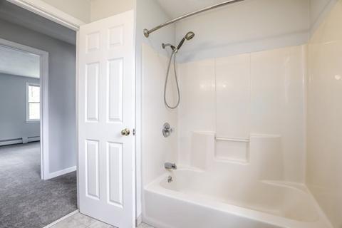 2 Chestnut Hill Dr, Webster, MA 01570 photo 20