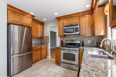 2 Chestnut Hill Dr, Webster, MA 01570 photo 13