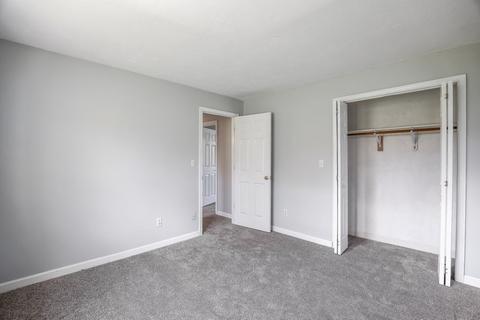 2 Chestnut Hill Dr, Webster, MA 01570 photo 31