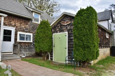 29 Highland Ave, Wareham, MA 02558 photo 3