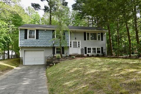 82 Oak Rd, Canton, MA 02021 photo 1