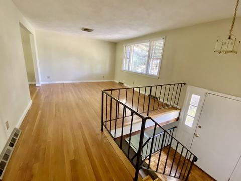 82 Oak Rd, Canton, MA 02021 photo 2
