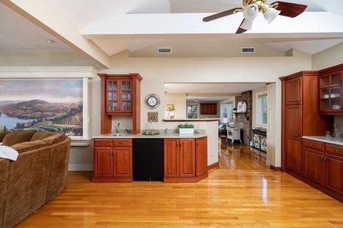 109 Kilby St, Hingham, MA 02043 photo 13