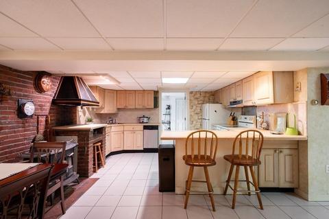 109 Kilby St, Hingham, MA 02043 photo 30
