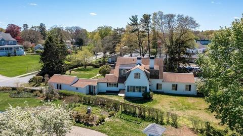 62 Burditt Ave, Hingham, MA 02043 photo 3