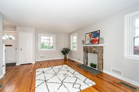 5 Nottingham Dr, Natick, MA 01760 photo 8