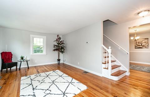 5 Nottingham Dr, Natick, MA 01760 photo 7