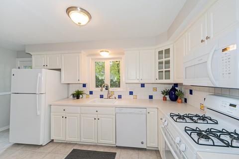 5 Nottingham Dr, Natick, MA 01760 photo 13