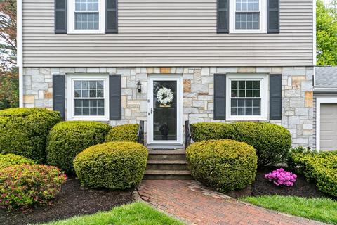 5 Nottingham Dr, Natick, MA 01760 photo 3