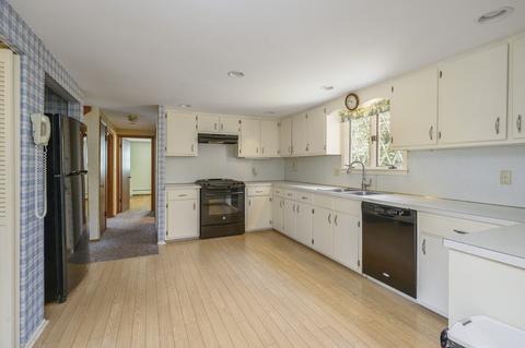 11 Buckskin Path, Barnstable, MA 02632 photo 3